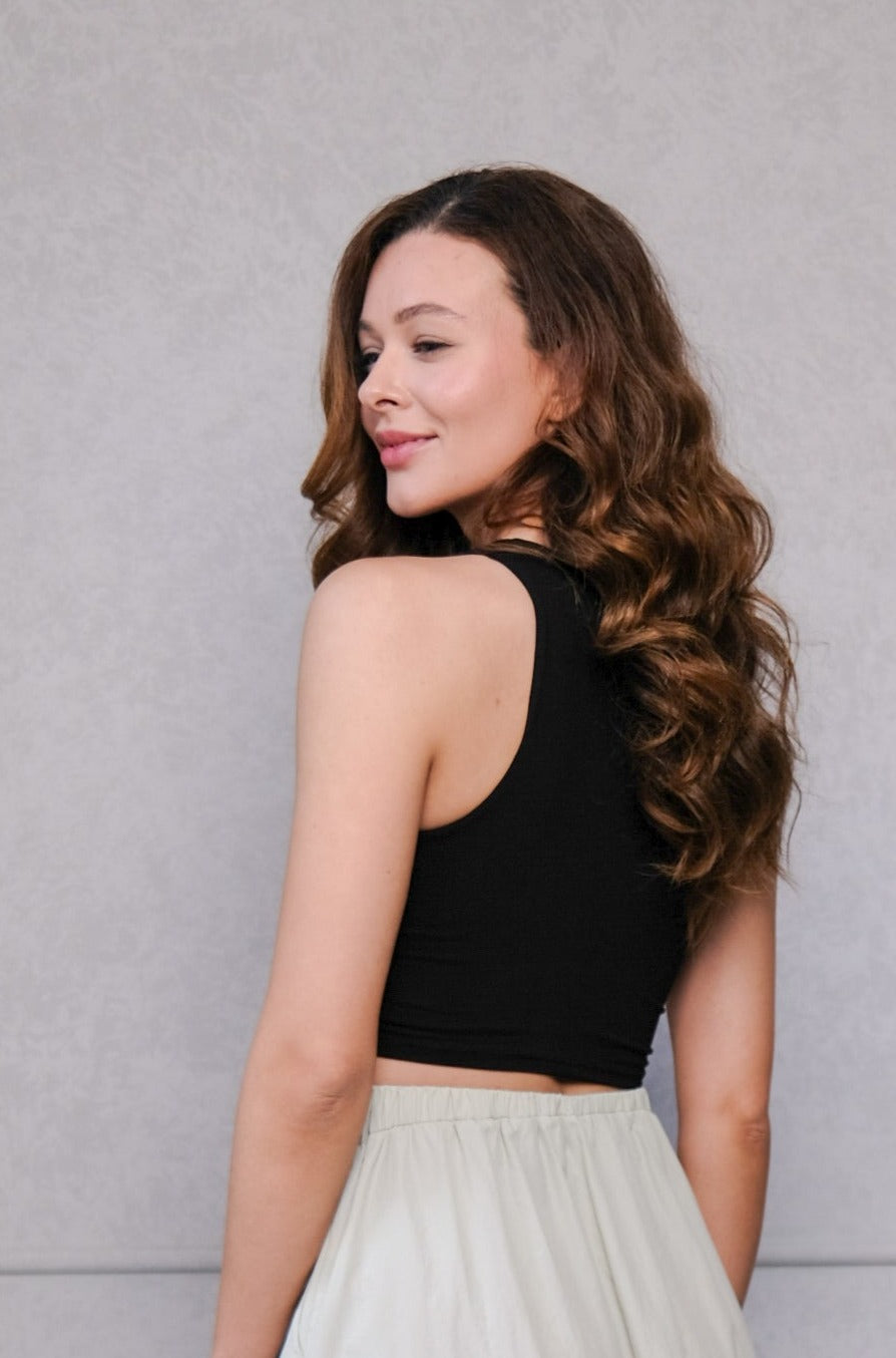 KÉNYELMES CROP TOP