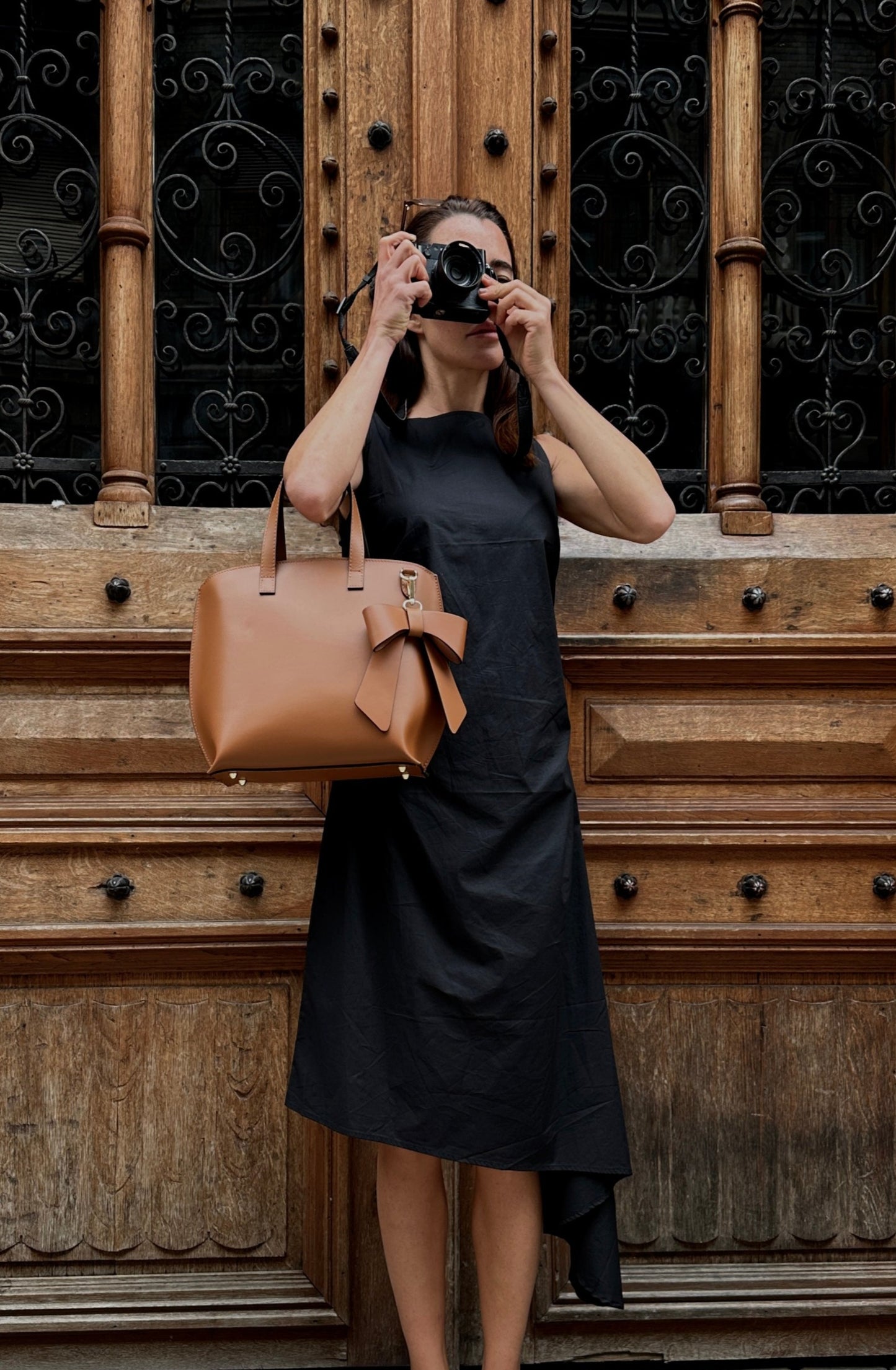 BOW LEATHER BAG