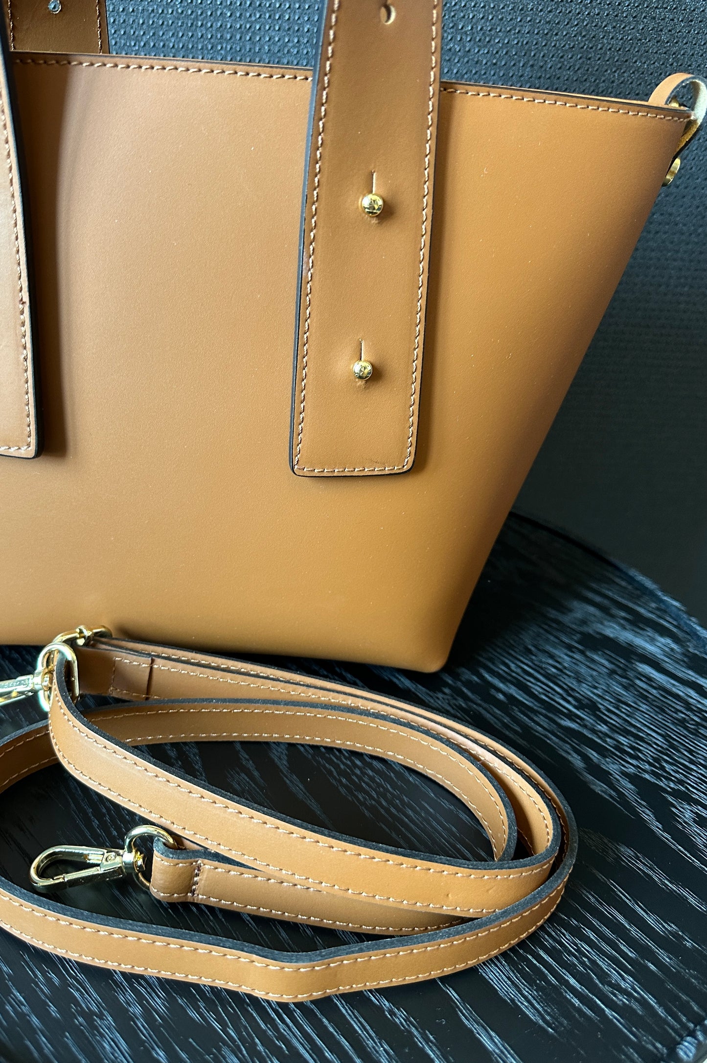 BUCKET BAG
