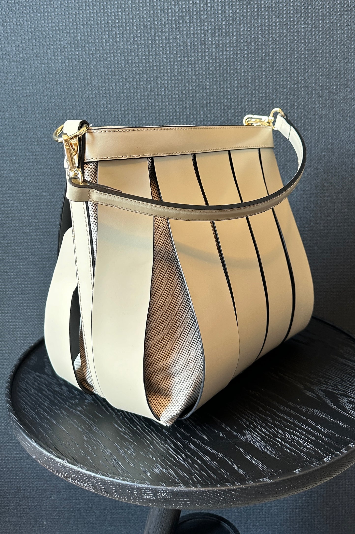 WAVES LEATHER BAG