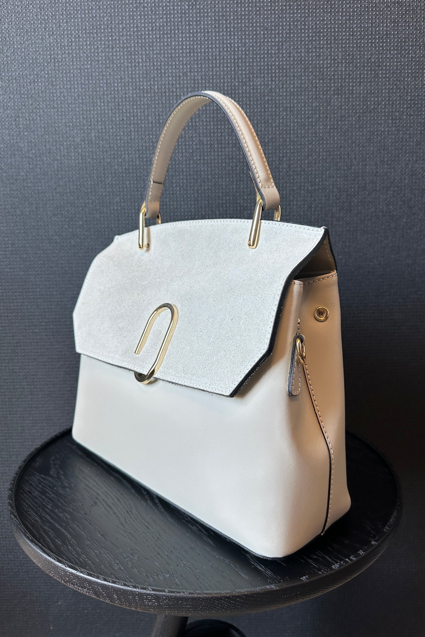 VANILLA LEATHER BAG
