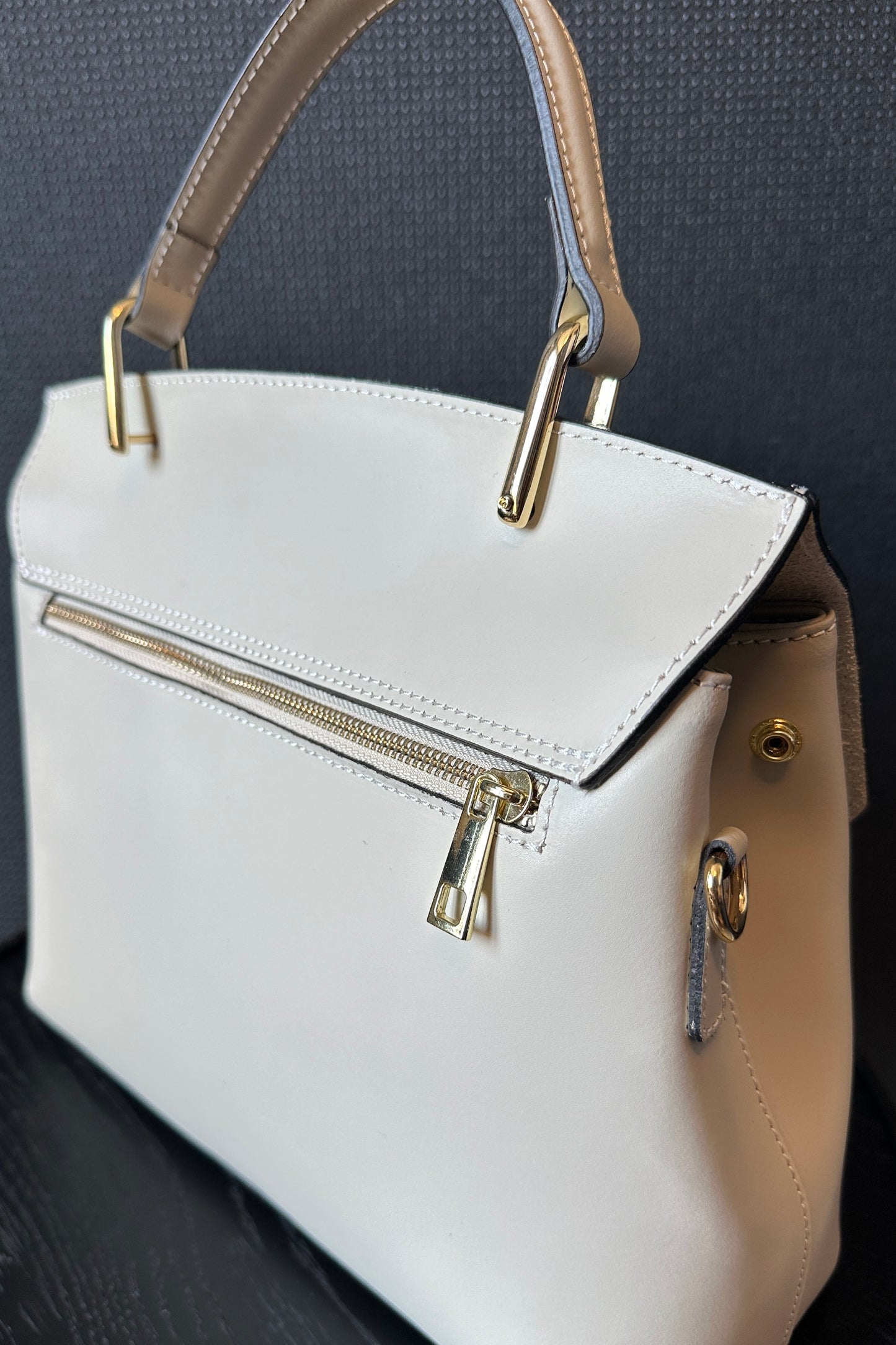 VANILLA LEATHER BAG