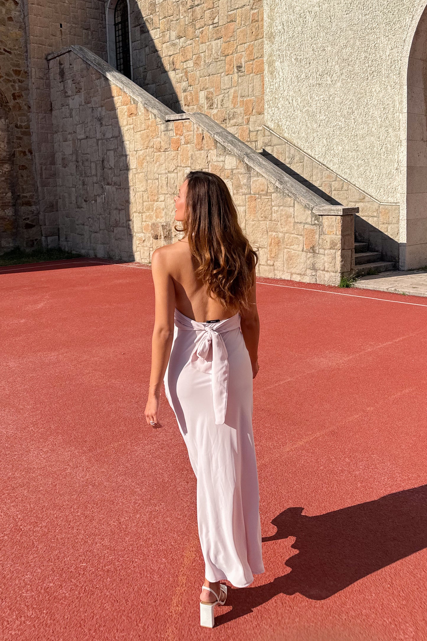 ELEGÁNS RUHA
