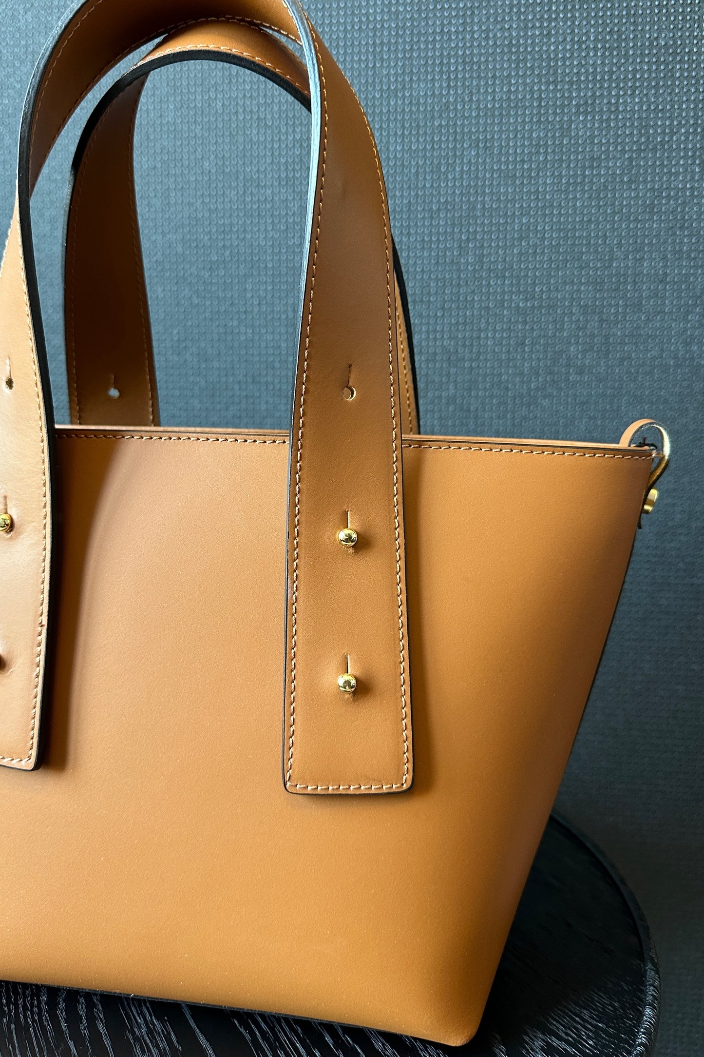 BUCKET BAG